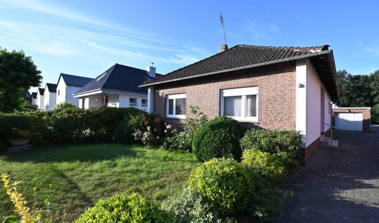 Diese Foto zeigt das bereits durch die HEYEN Immobilien vermittelte Wohnhaus in Oldenburg / Kreyenbrück