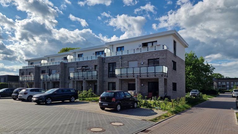 Dieses Foto zeigt die Gartenansichtansicht des Wohngebäudes in Oldenburg / Eversten