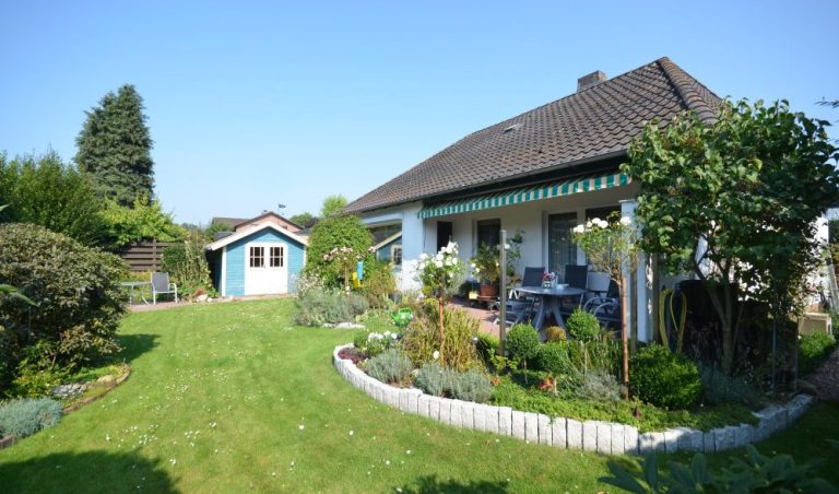 Diese Foto zeigt das bereits durch die HEYEN Immobilien vermittelte Wohnhaus in Oldenburg / Kreyenbrück