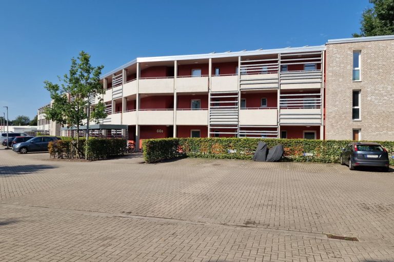 Dieses Foto zeigt das Gebäude der bereits durch die HEYEN Immobilien vermittelte Eigentumswohnung in OL / Bürgerfelde